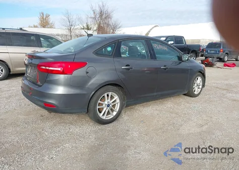 2015 Ford Focus Se z USA, uszkodzony, nr VIN 1FADP3F2XFL239219